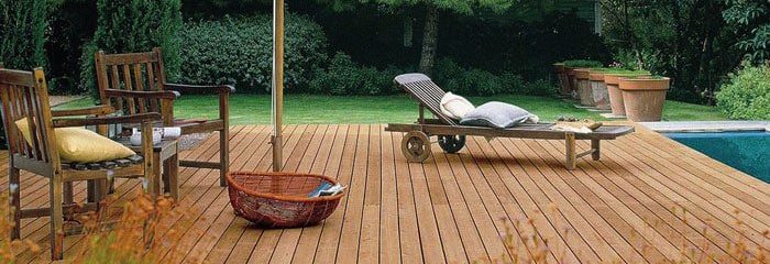 פתרונות נגד החלקה ללוחות עץ ברצפת דק